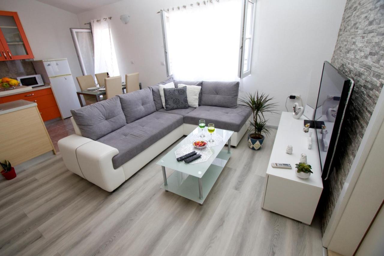 Apartment Toni Makarska Kültér fotó