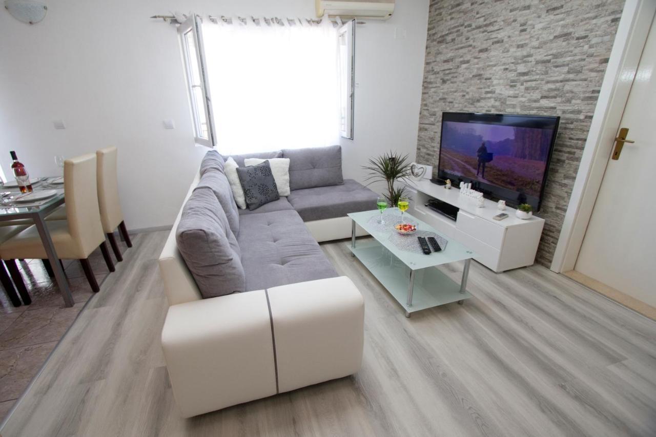 Apartment Toni Makarska Kültér fotó