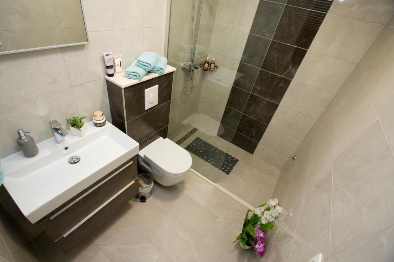 Apartment Toni Makarska Kültér fotó